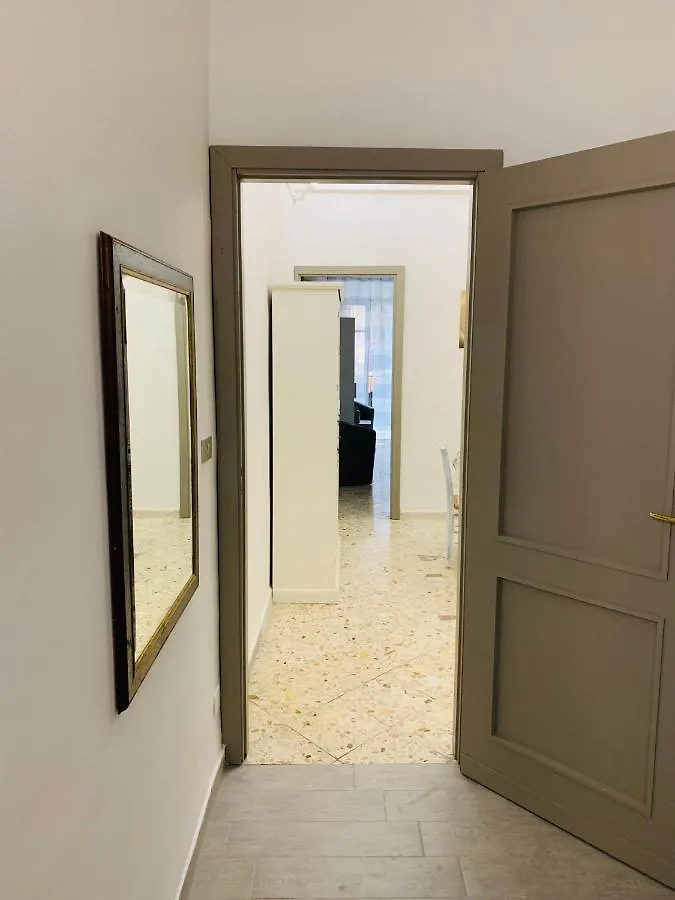 Corte Sant'Anna Apartment パレルモ 0*,  イタリア